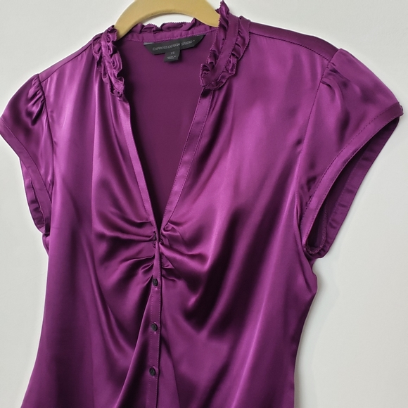 NEW EXPRESS women's top Silk XS - Picture 2 of 5